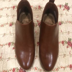 Ladies Universal Thread Size 10 Cordovan Low-heel Ankle Boots